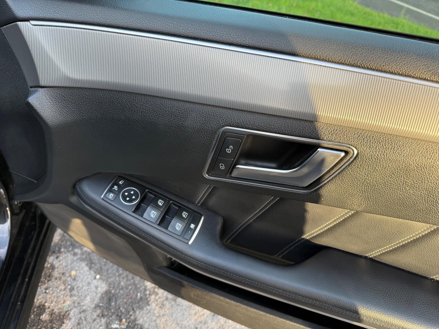 Used Mercedes-Benz E Class 2016 for sale - 76922672: Photo 30