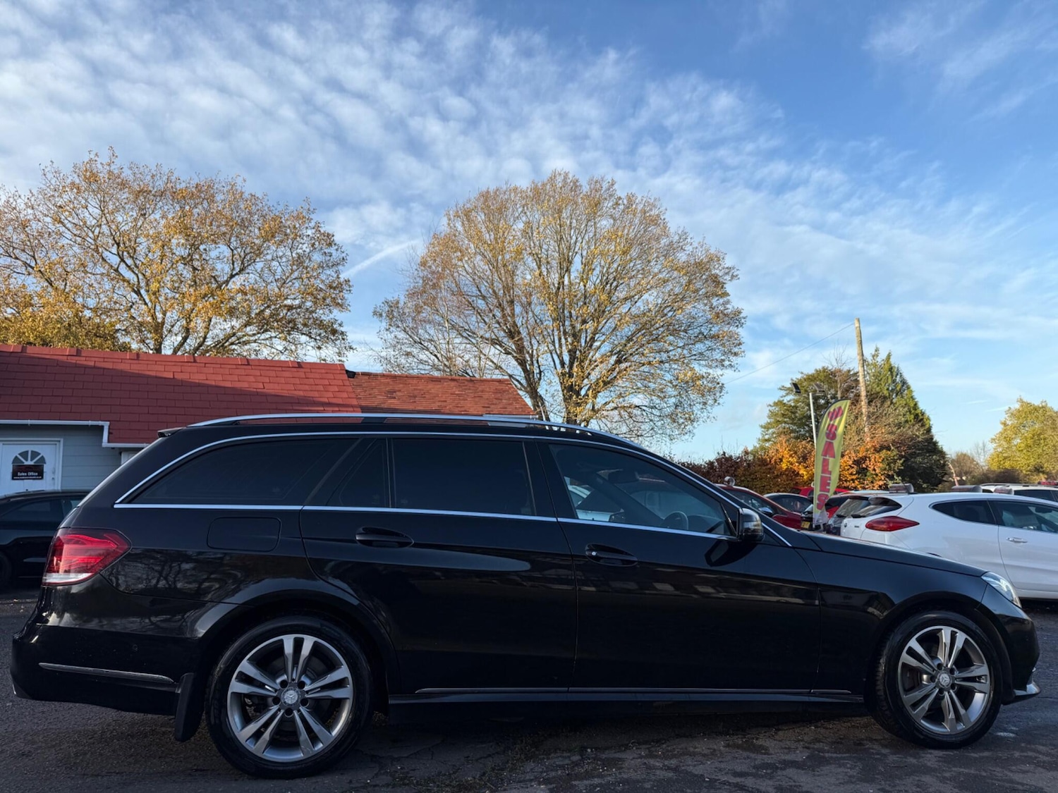 Used Mercedes-Benz E Class 2016 for sale - 76922672: Photo 8