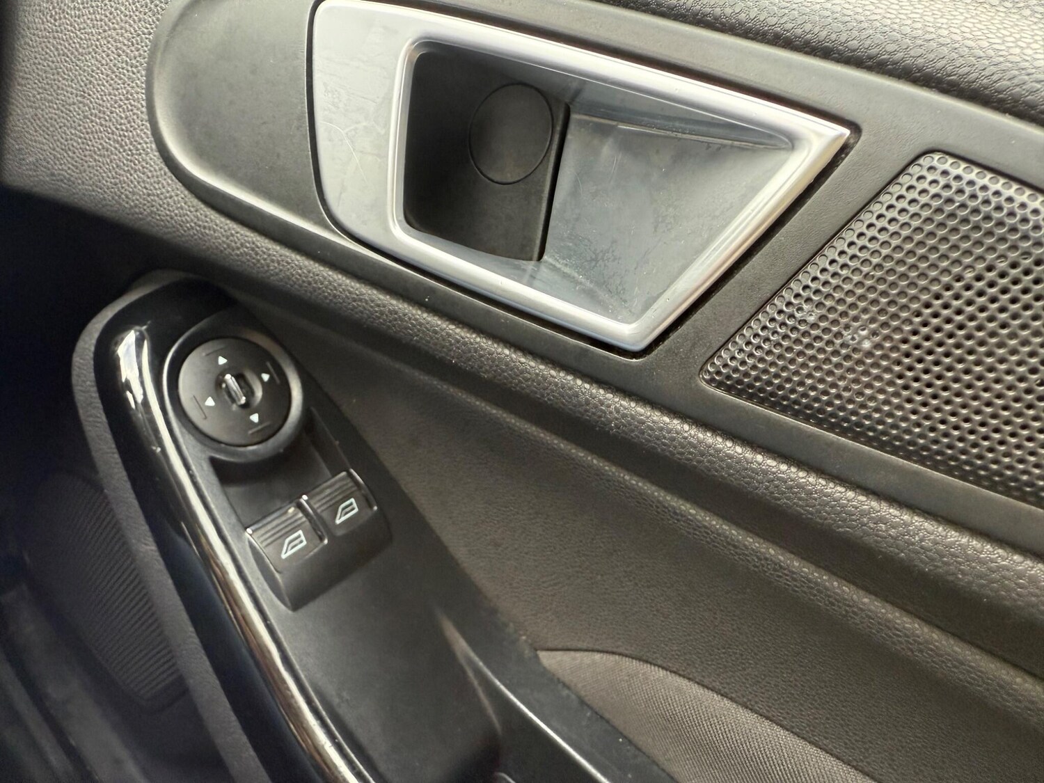 Used Ford Fiesta 2014 for sale - 76542239: Photo 24