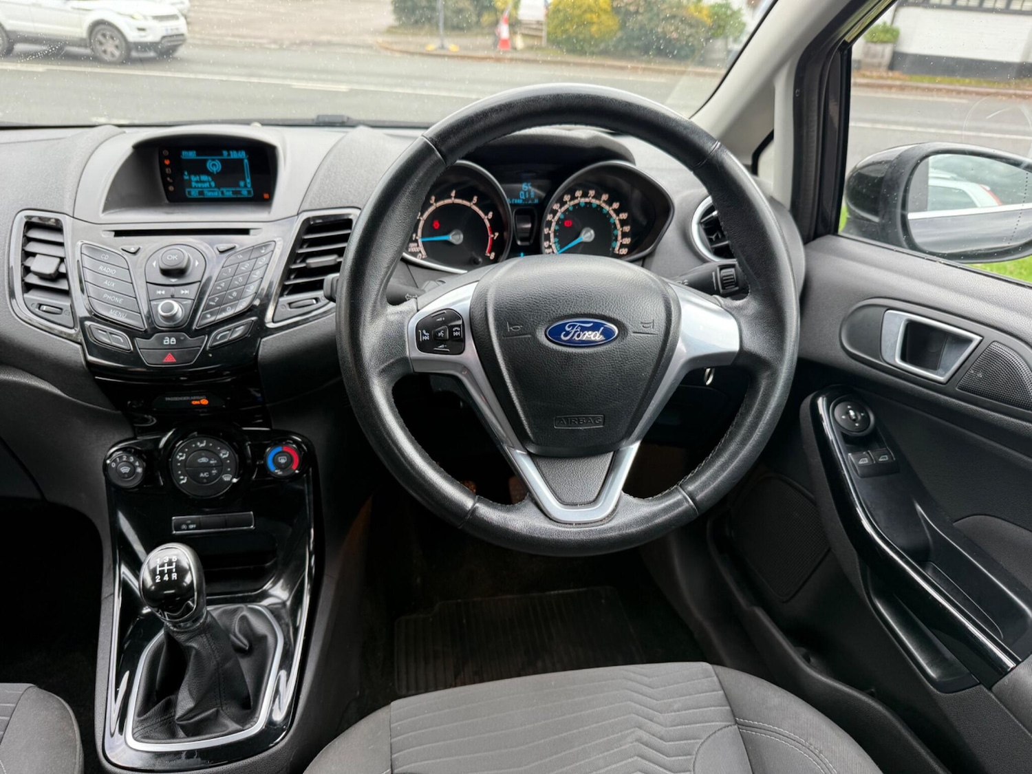 Used Ford Fiesta 2014 for sale - 76542239: Photo 30