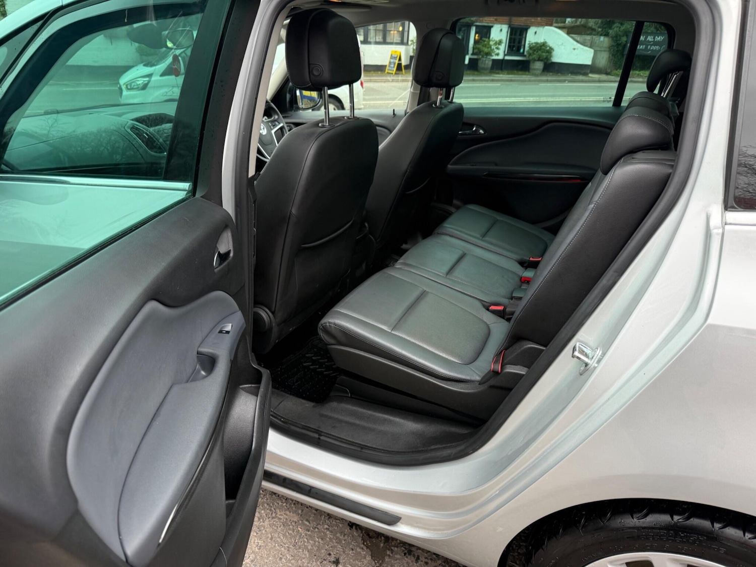 Used Vauxhall Zafira 2013 for sale - 77327255: Photo 27