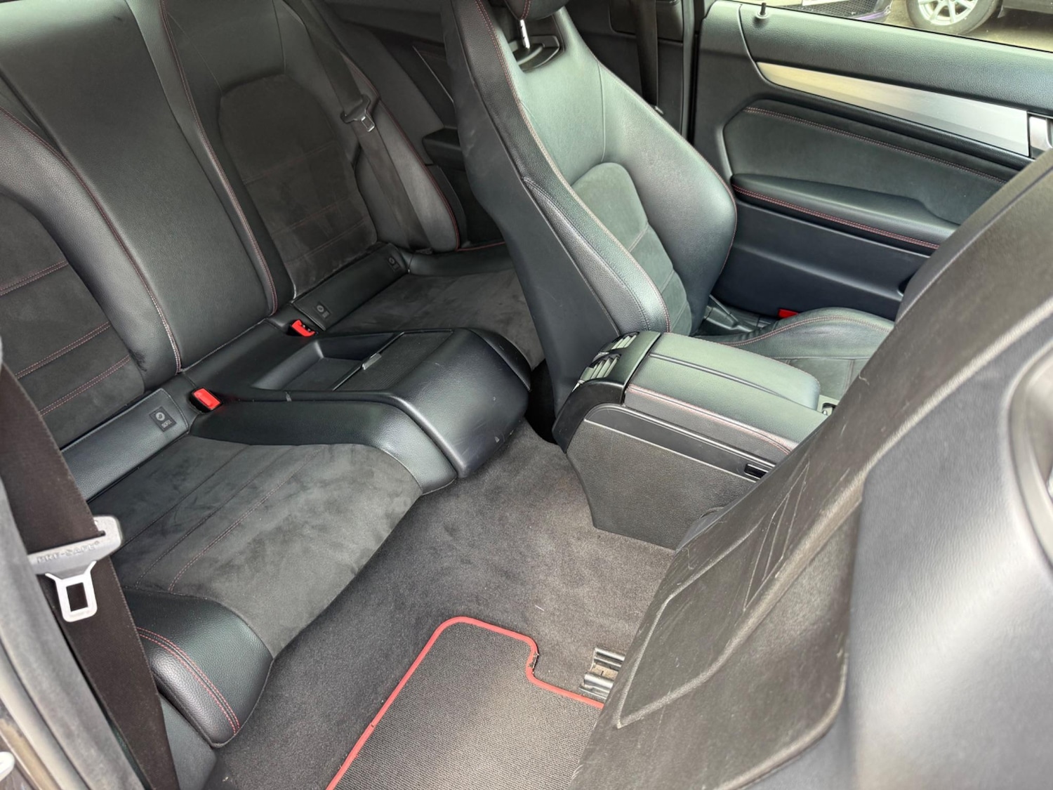 Used Mercedes-Benz C Class 2013 for sale - 76447092: Photo 17