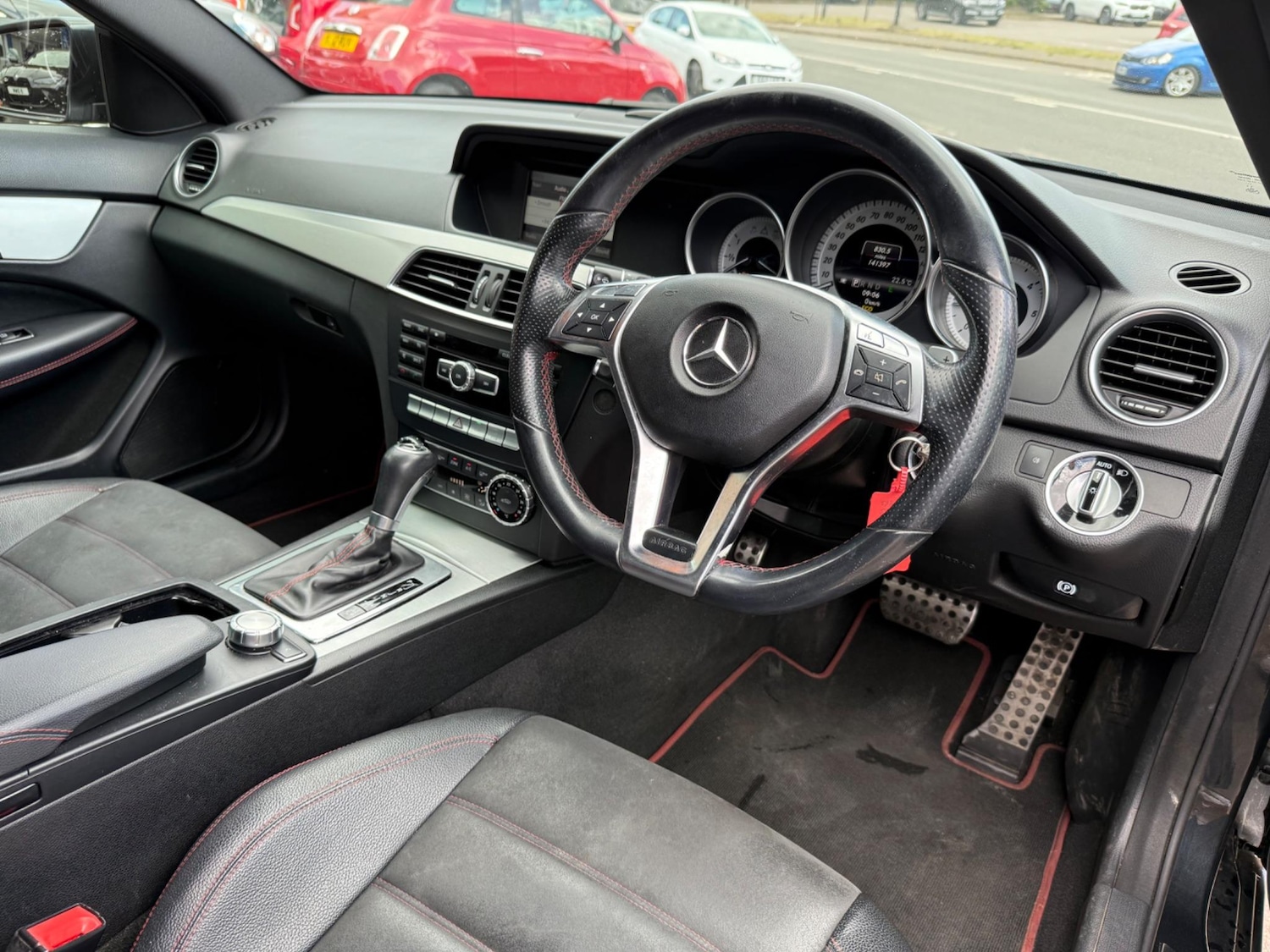 Used Mercedes-Benz C Class 2013 for sale - 76447092: Photo 27