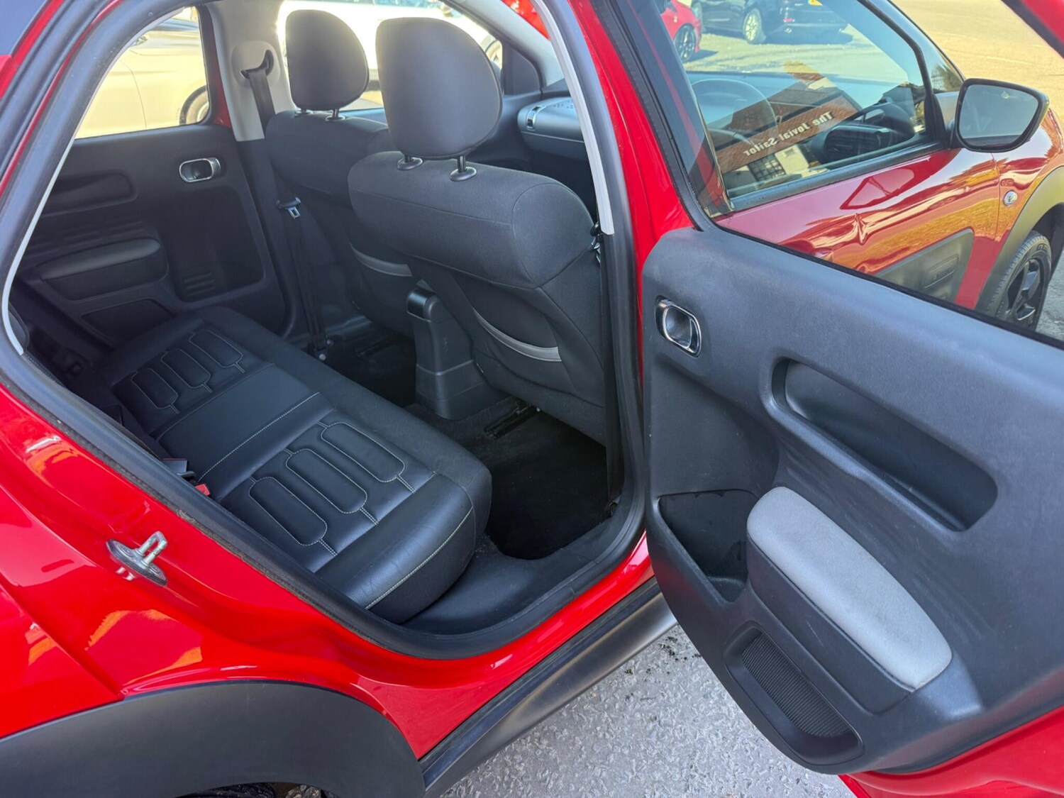 Used Citroen C4 Cactus 2016 for sale - 77935459: Photo 18