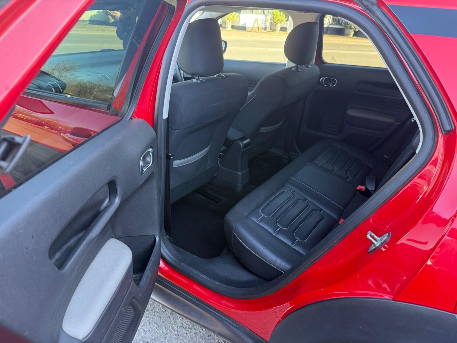 Used Citroen C4 Cactus 2016 for sale - 77935459: Photo 23