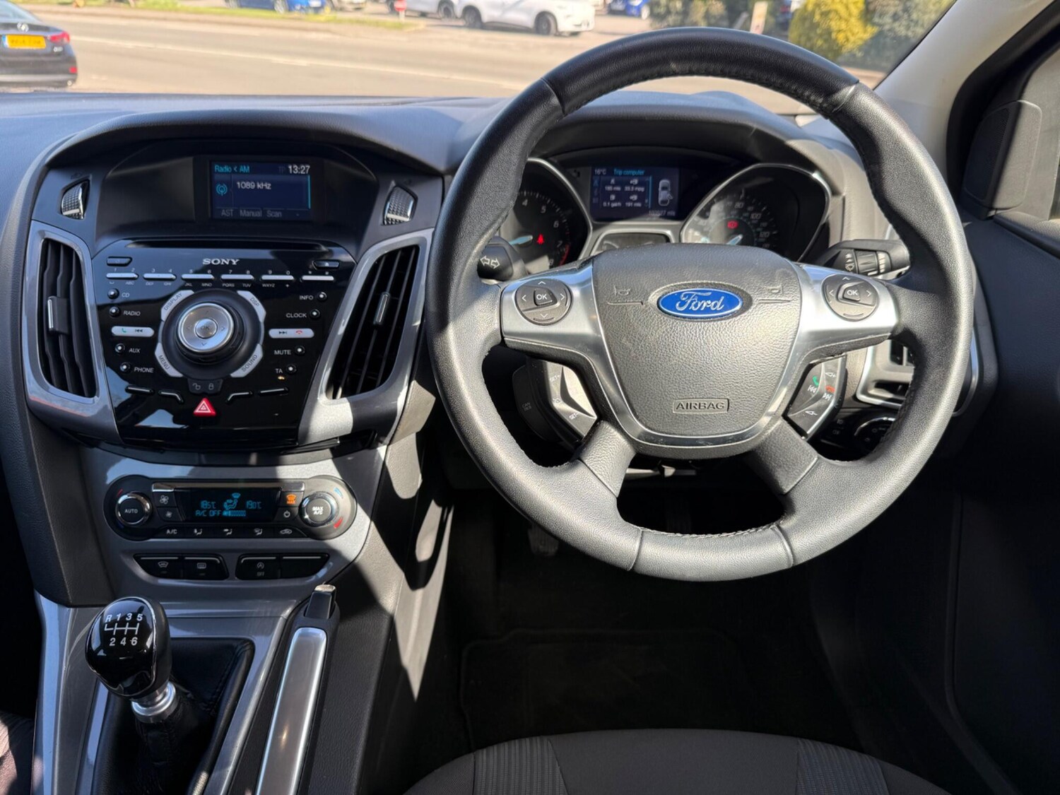 Used Ford Focus 2011 for sale - 77919077: Photo 25