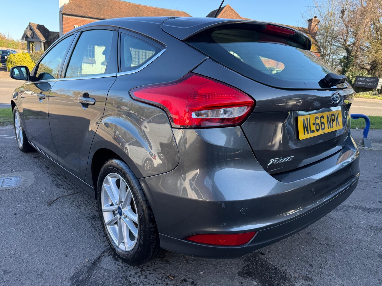 Used Ford Focus 2016 for sale - 77935489: Photo 2