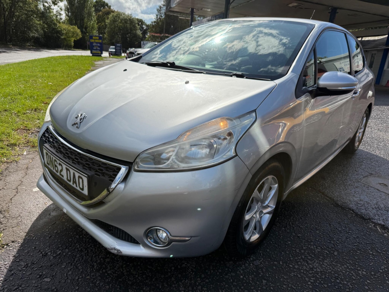 Used Peugeot 208 2012 for sale - 76412425: Photo 3