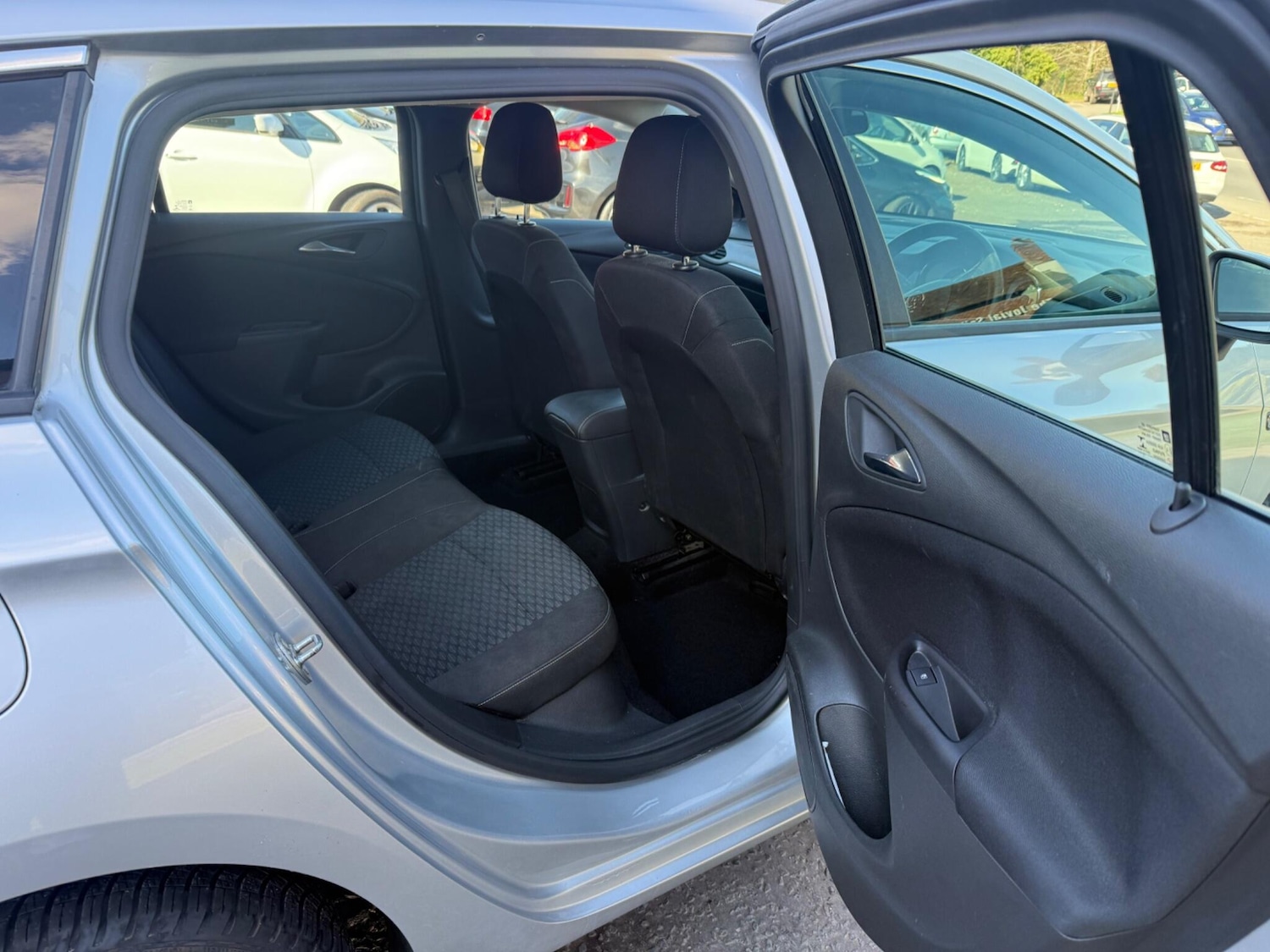 Used Vauxhall Astra 2017 for sale - 78111688: Photo 16