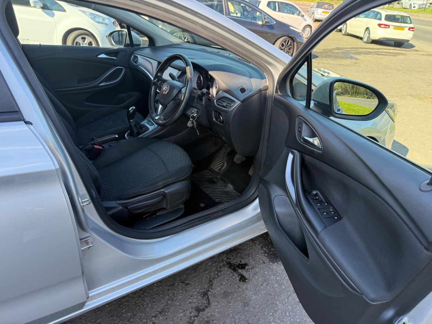 Used Vauxhall Astra 2017 for sale - 78111688: Photo 22