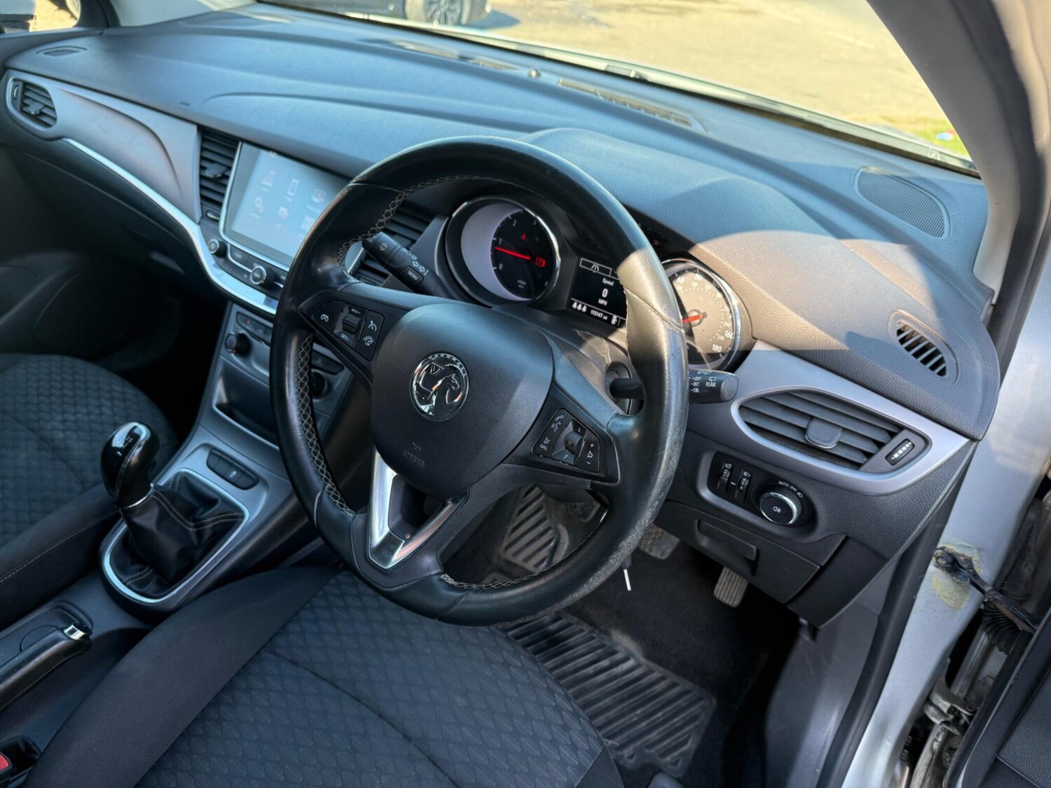 Used Vauxhall Astra 2017 for sale - 78111688: Photo 25