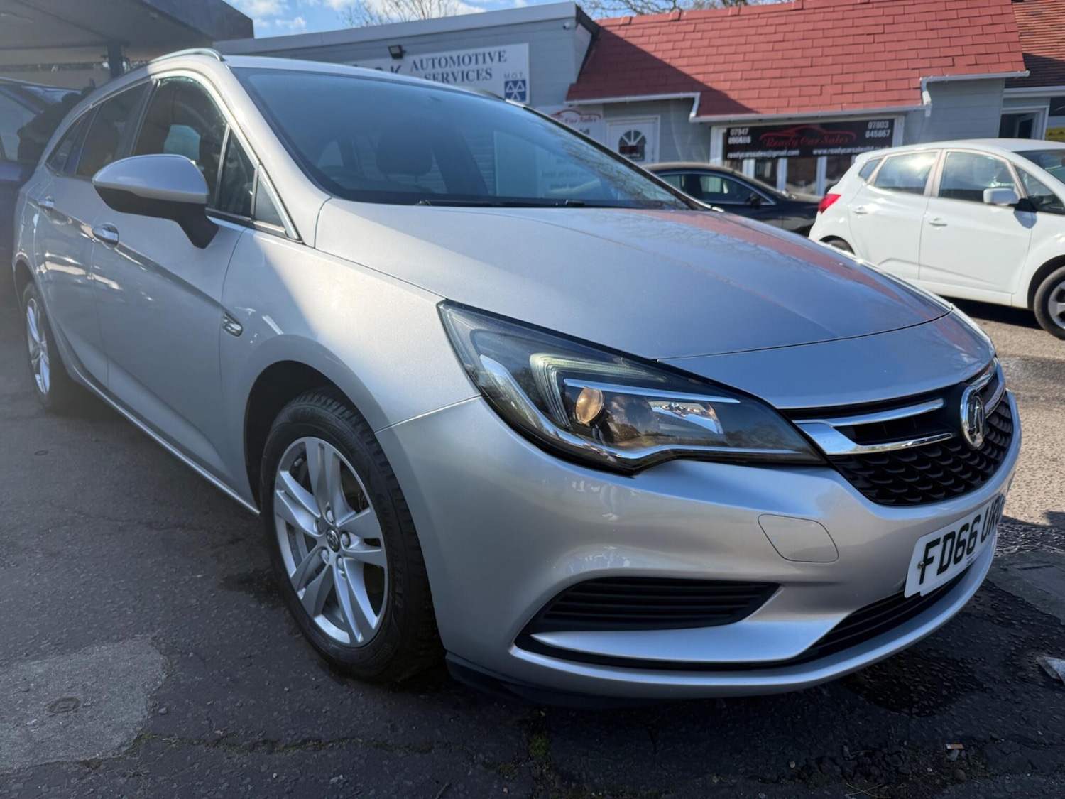 Used Vauxhall Astra 2017 for sale - 78111688: Photo 3