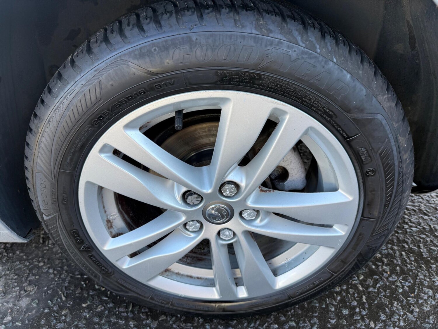 Used Vauxhall Astra 2017 for sale - 78111688: Photo 31