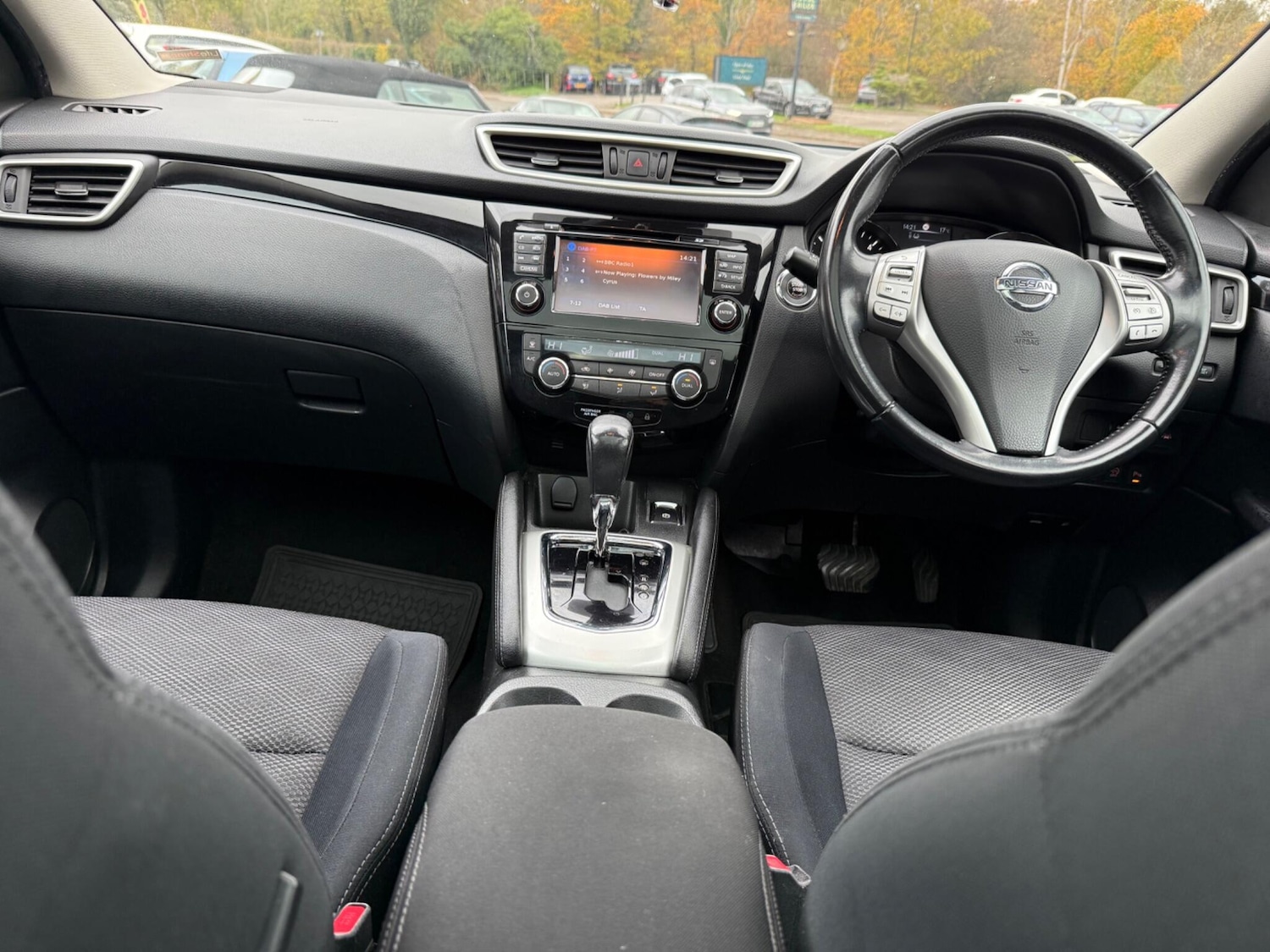 Used Nissan Qashqai 2015 for sale - 76501193: Photo 15