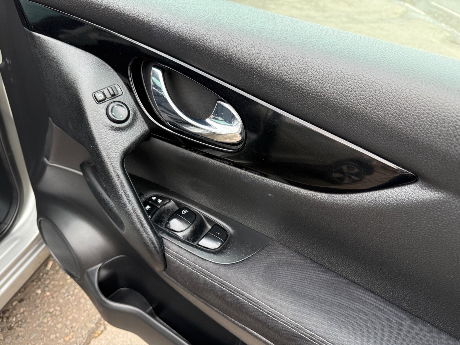 Used Nissan Qashqai 2015 for sale - 76501193: Photo 27