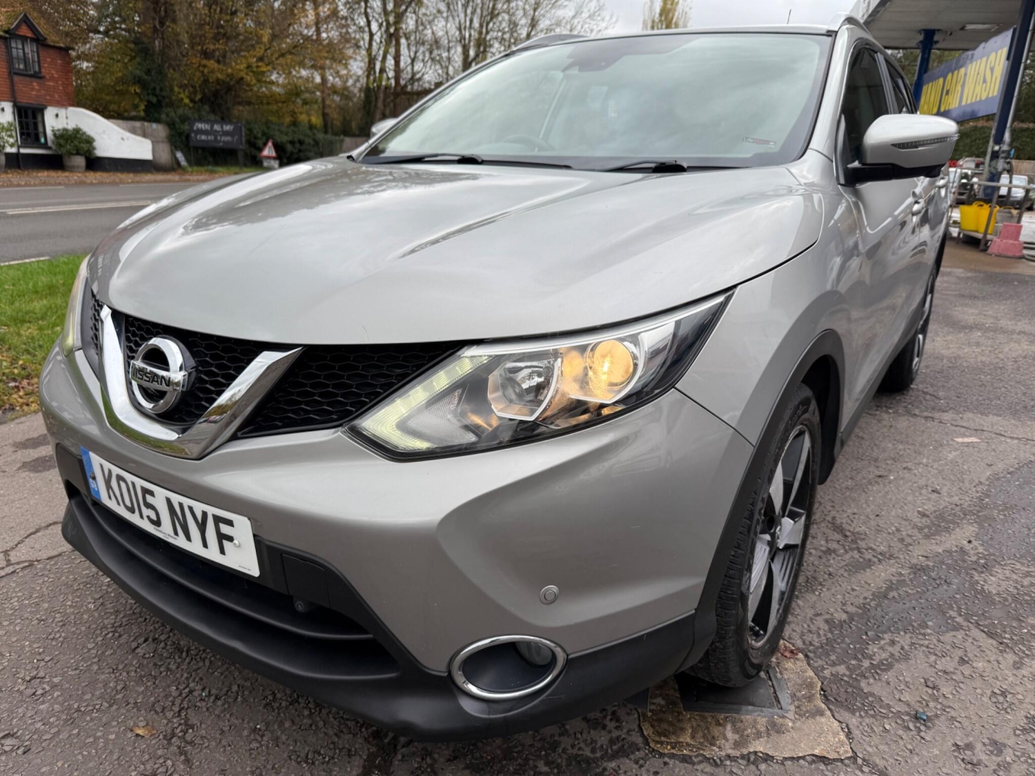Used Nissan Qashqai 2015 for sale - 76501193: Photo 4