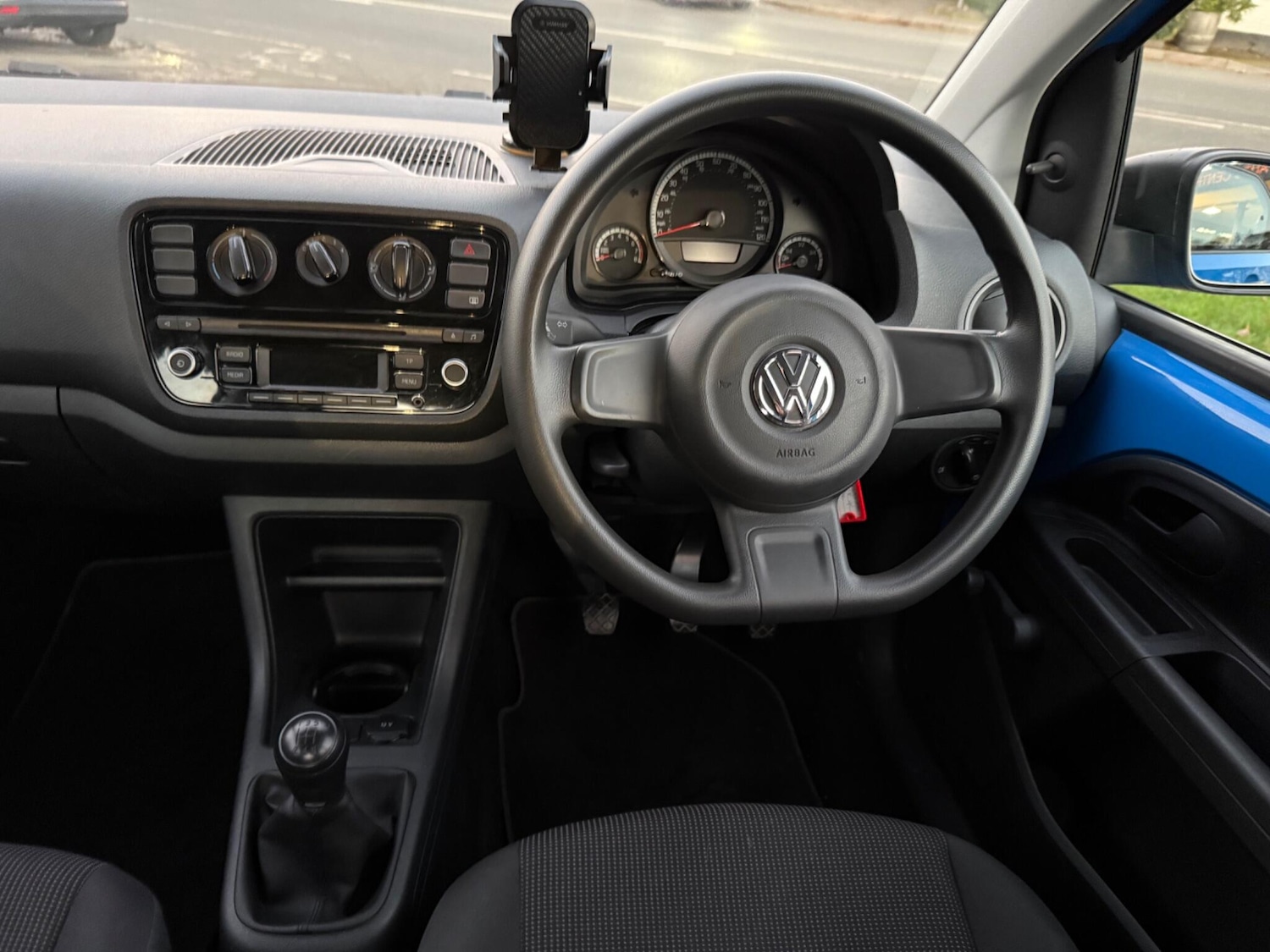 Used Volkswagen up! 2015 for sale - 76609382: Photo 16