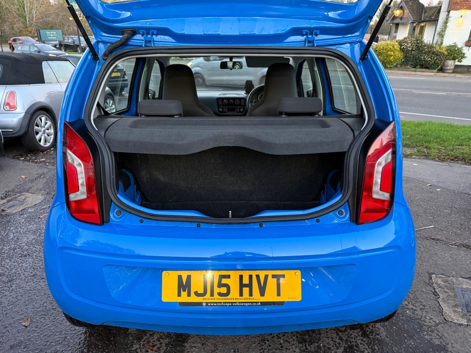 Used Volkswagen up! 2015 for sale - 76609382: Photo 29