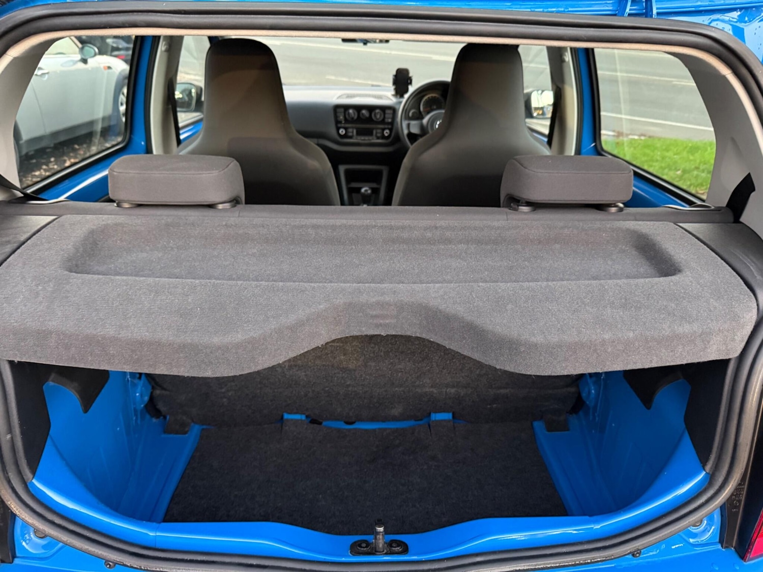 Used Volkswagen up! 2015 for sale - 76609382: Photo 30