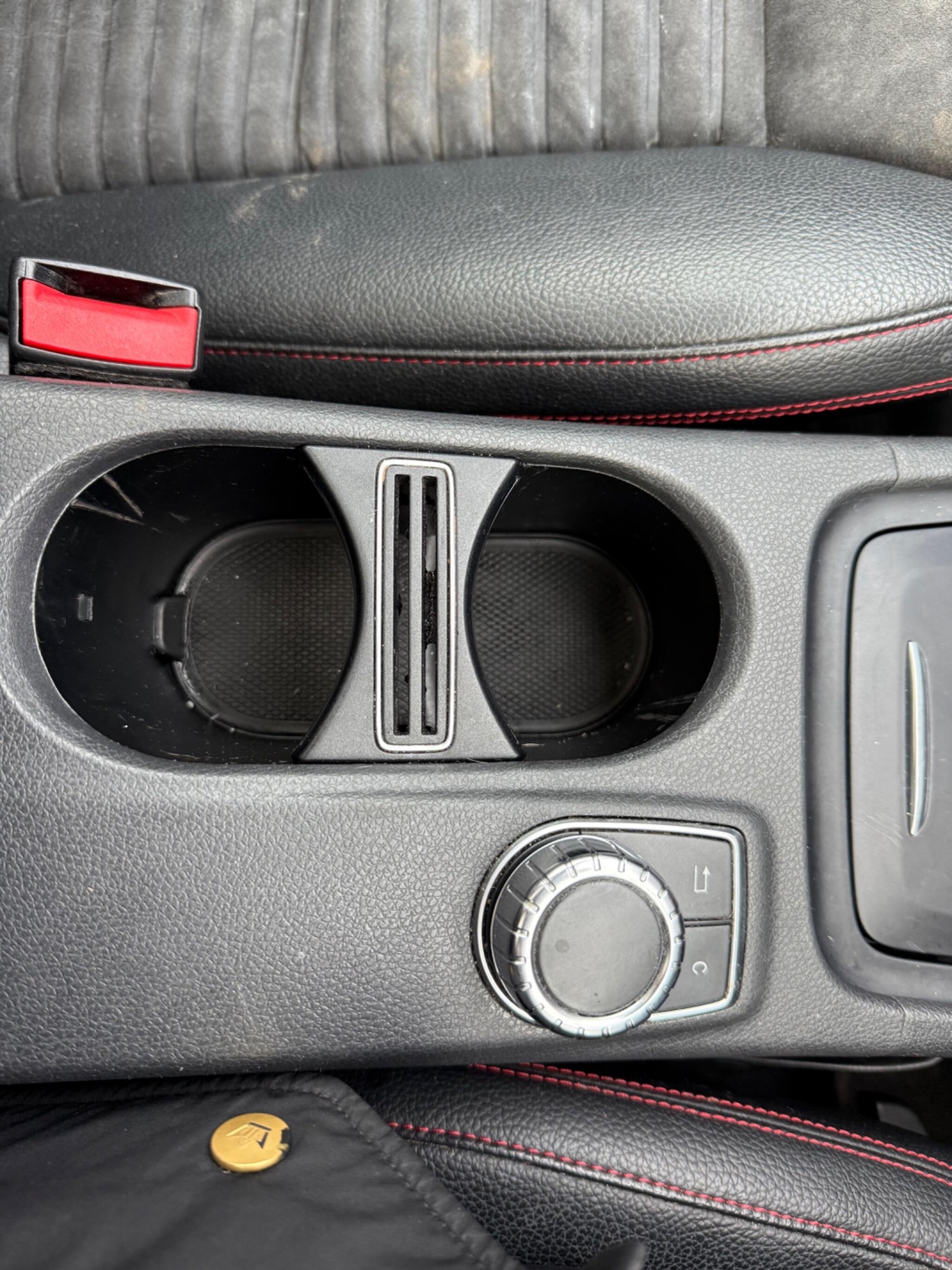 Used Mercedes-Benz A-Class 2013 for sale - 77200772: Photo 28