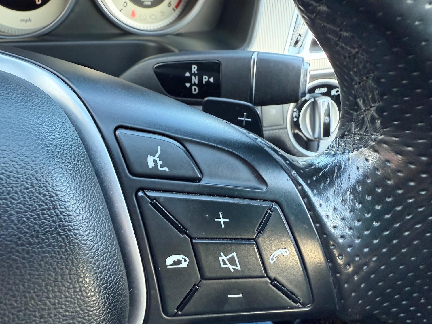 Used Mercedes-Benz E Class 2016 for sale - 76739346: Photo 27