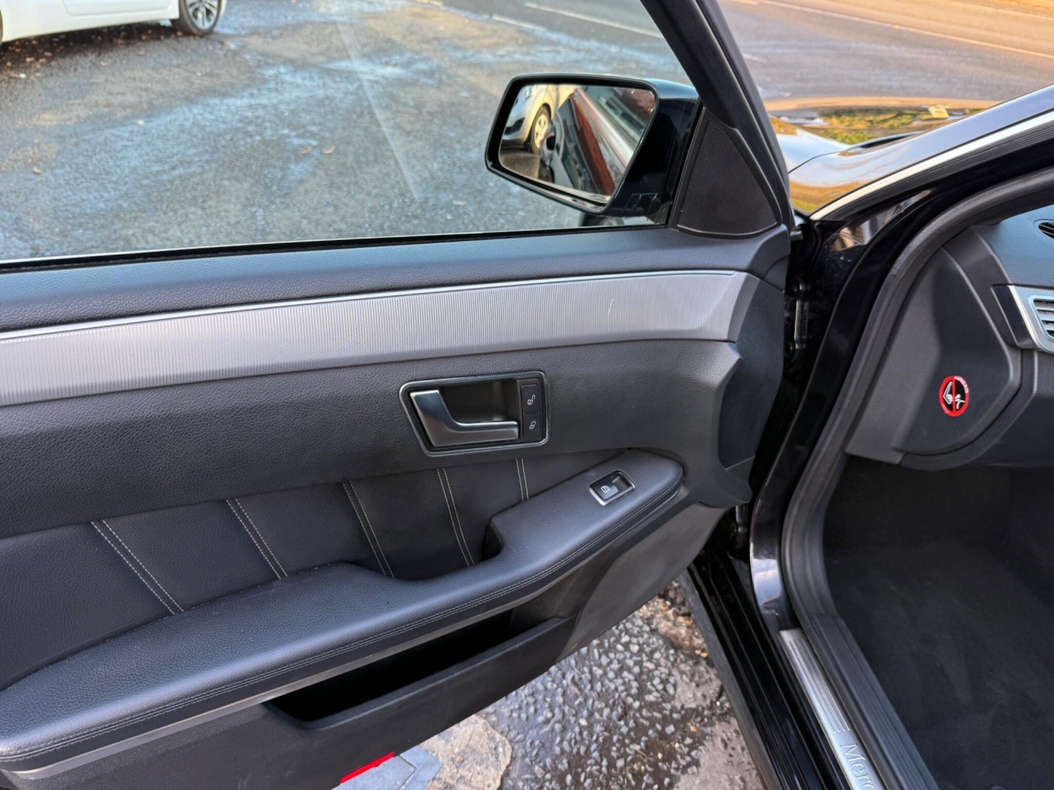 Used Mercedes-Benz E Class 2016 for sale - 76739346: Photo 29