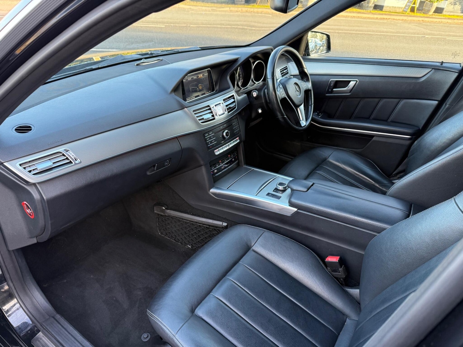 Used Mercedes-Benz E Class 2016 for sale - 76739346: Photo 44