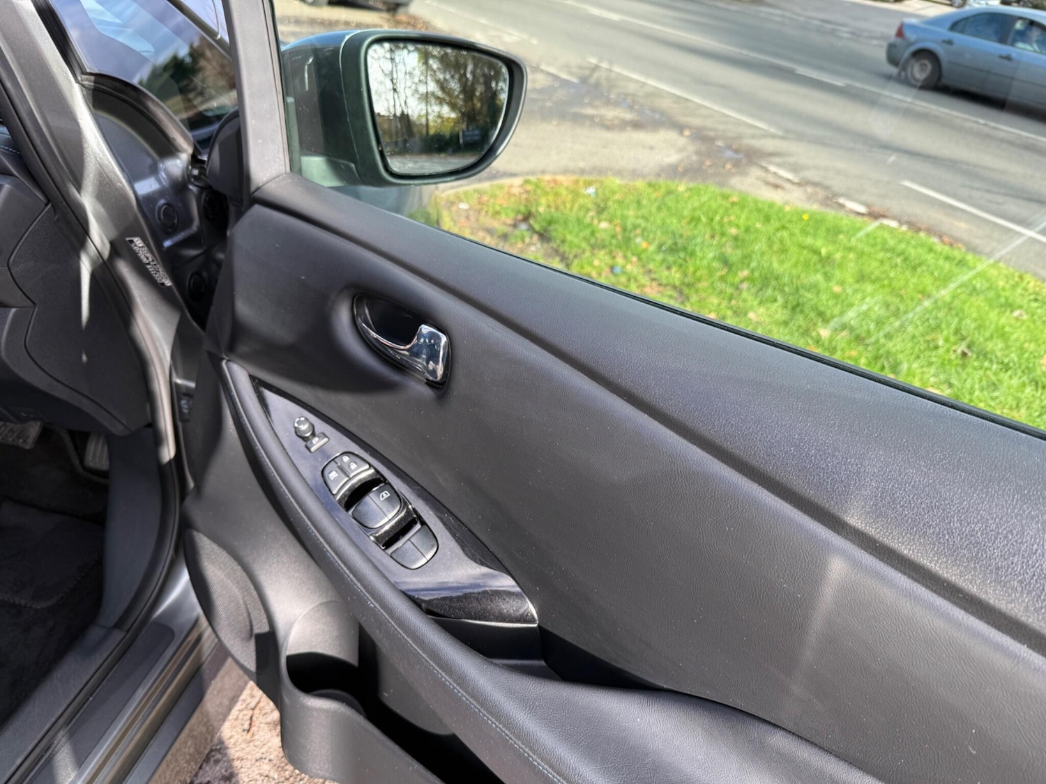 Used Nissan Leaf 2018 for sale - 76569339: Photo 31