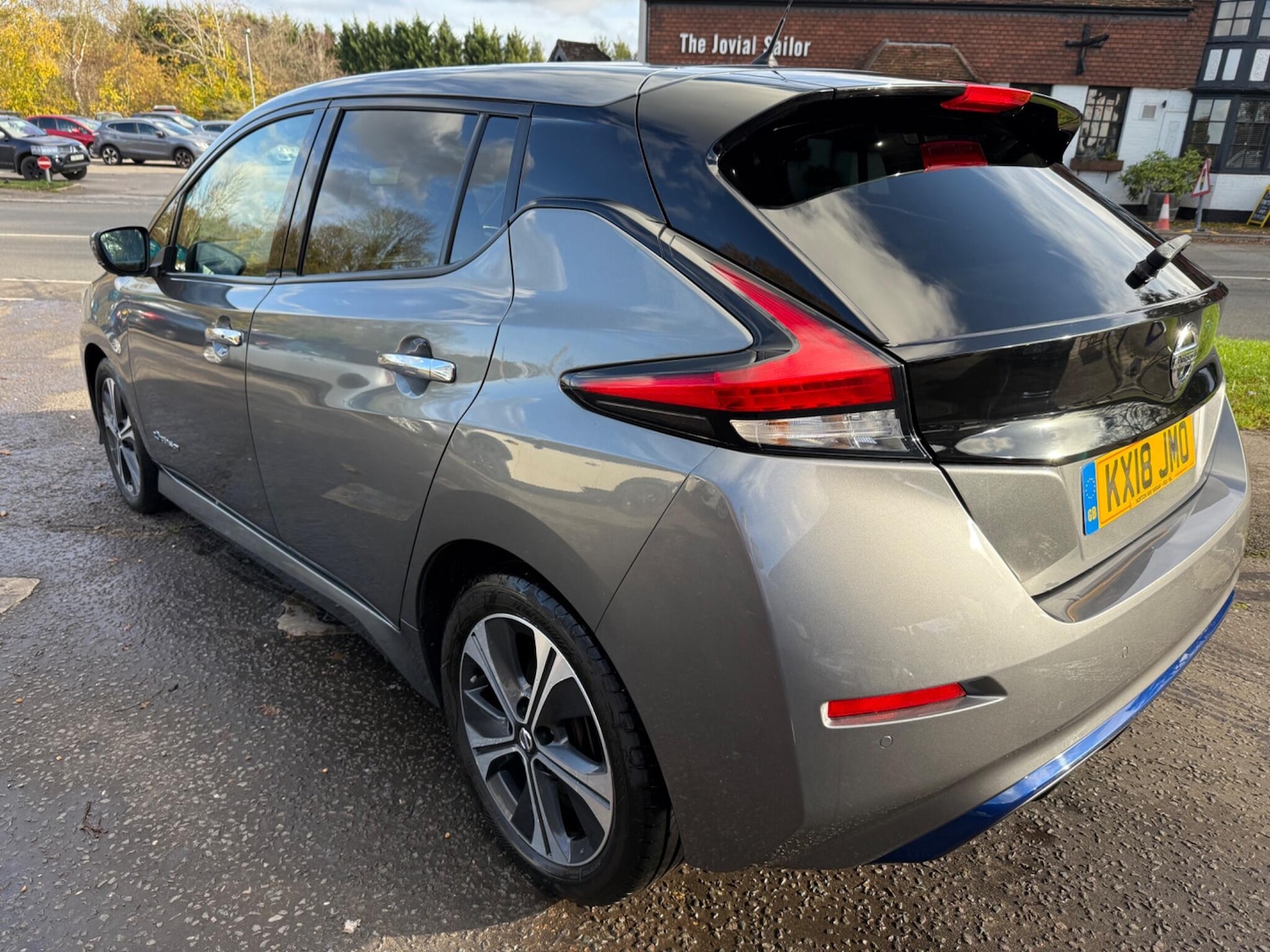 Used Nissan Leaf 2018 for sale - 76569339: Photo 6