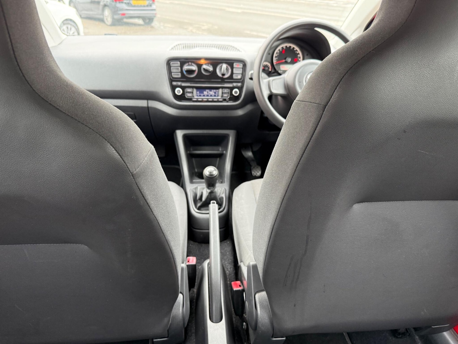 Used Volkswagen up! 2013 for sale - 76412419: Photo 19