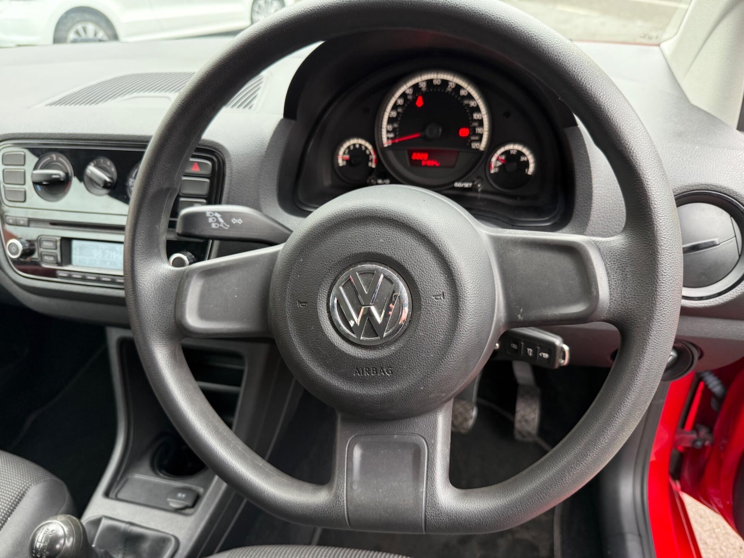 Used Volkswagen up! 2013 for sale - 76412419: Photo 24