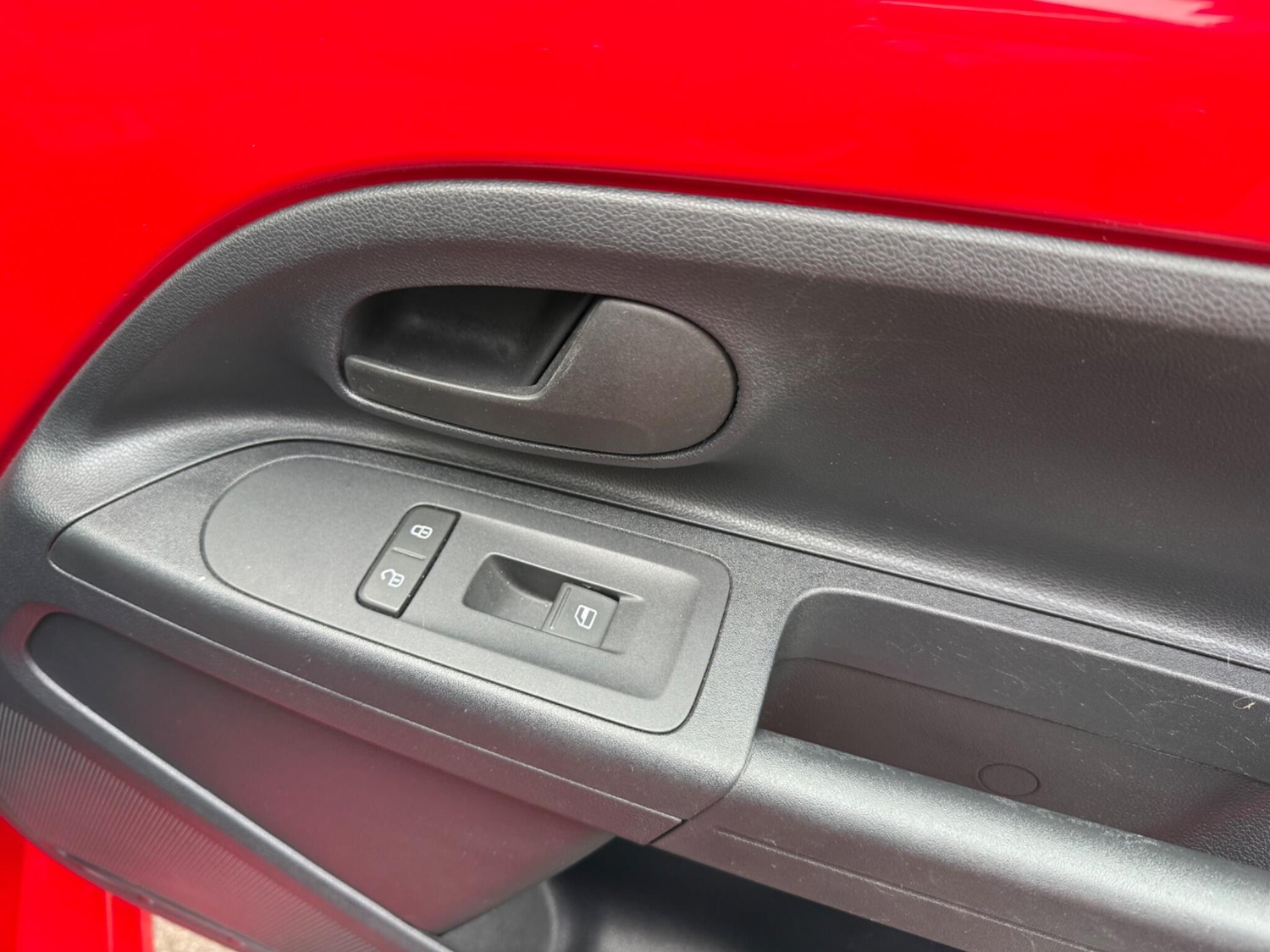 Used Volkswagen up! 2013 for sale - 76412419: Photo 26