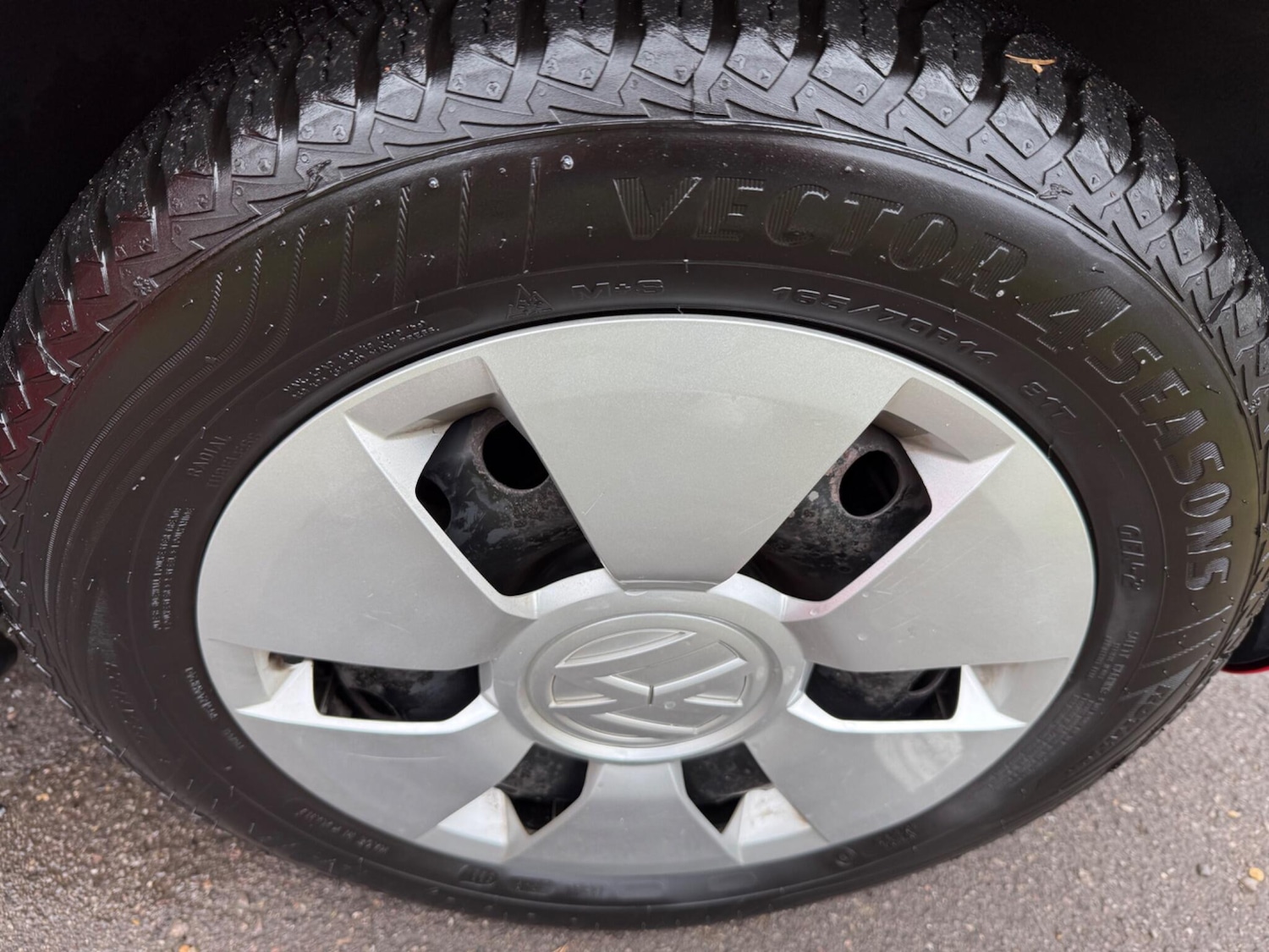 Used Volkswagen up! 2013 for sale - 76412419: Photo 28