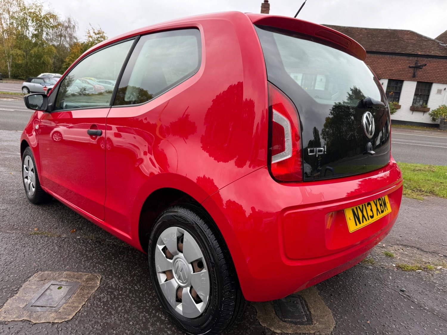 Used Volkswagen up! 2013 for sale - 76412419: Photo 3