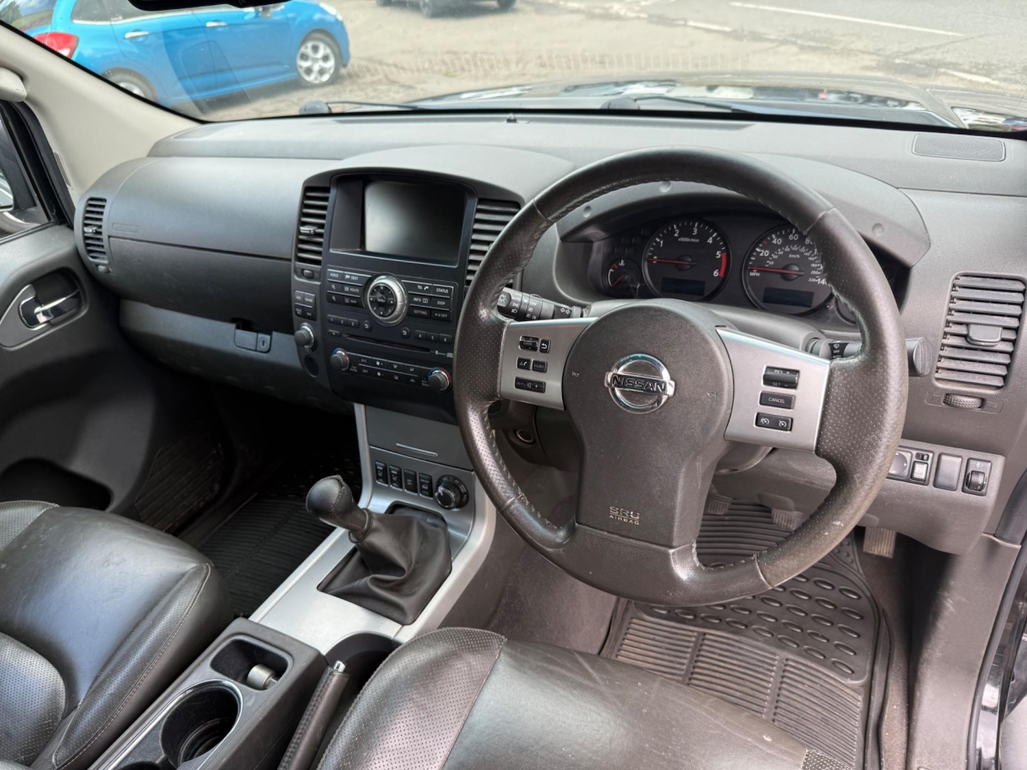 Used Nissan Navara 2012 for sale - 76412427: Photo 18