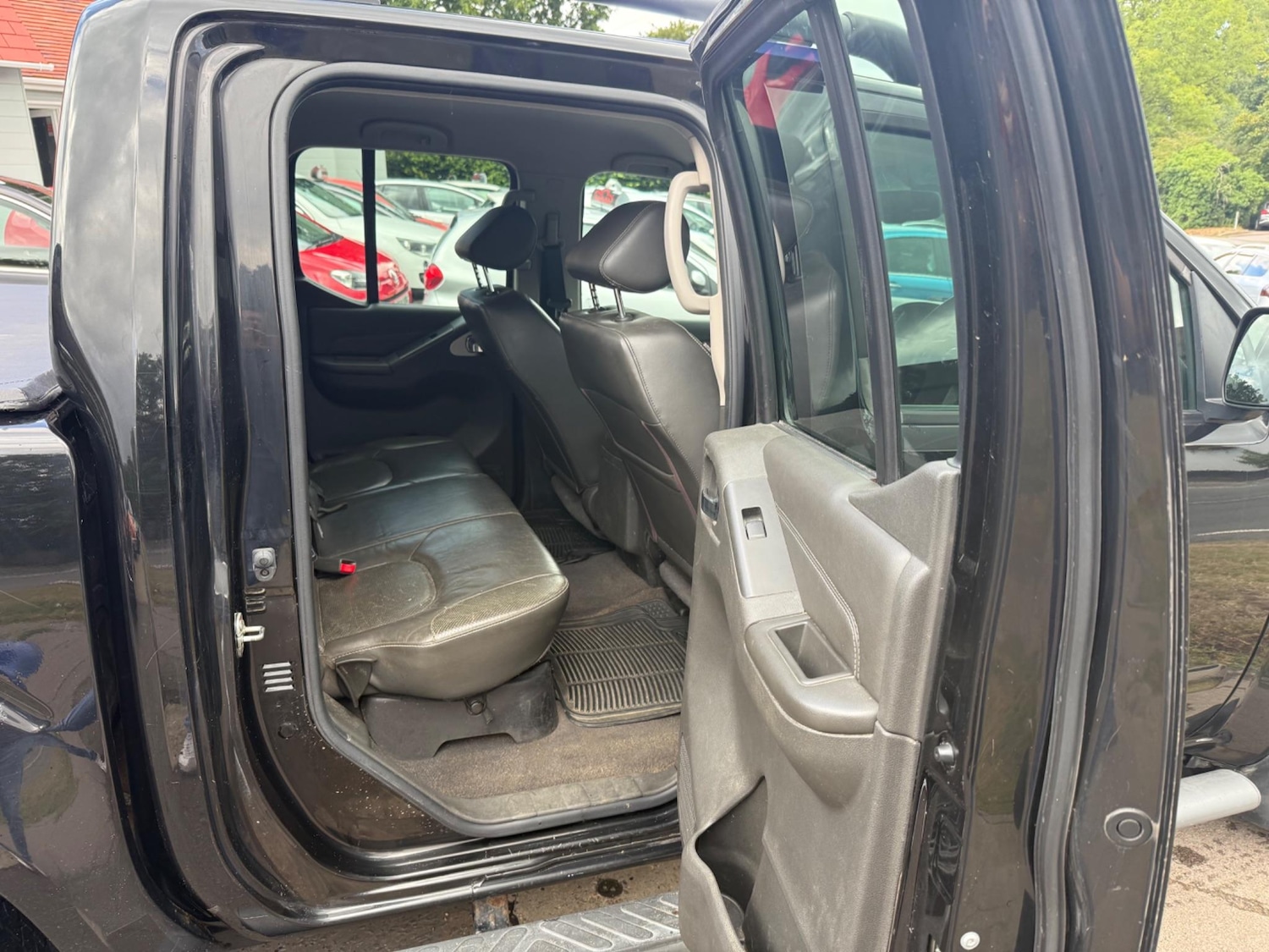 Used Nissan Navara 2012 for sale - 76412427: Photo 19