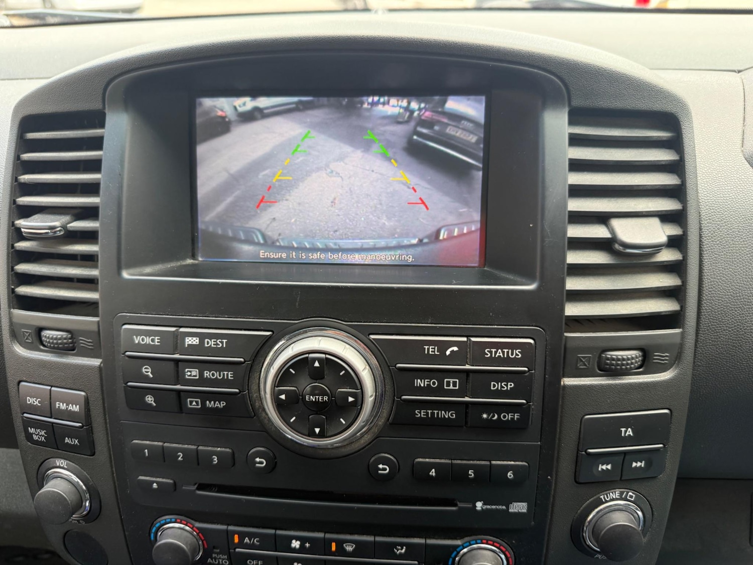 Used Nissan Navara 2012 for sale - 76412427: Photo 40