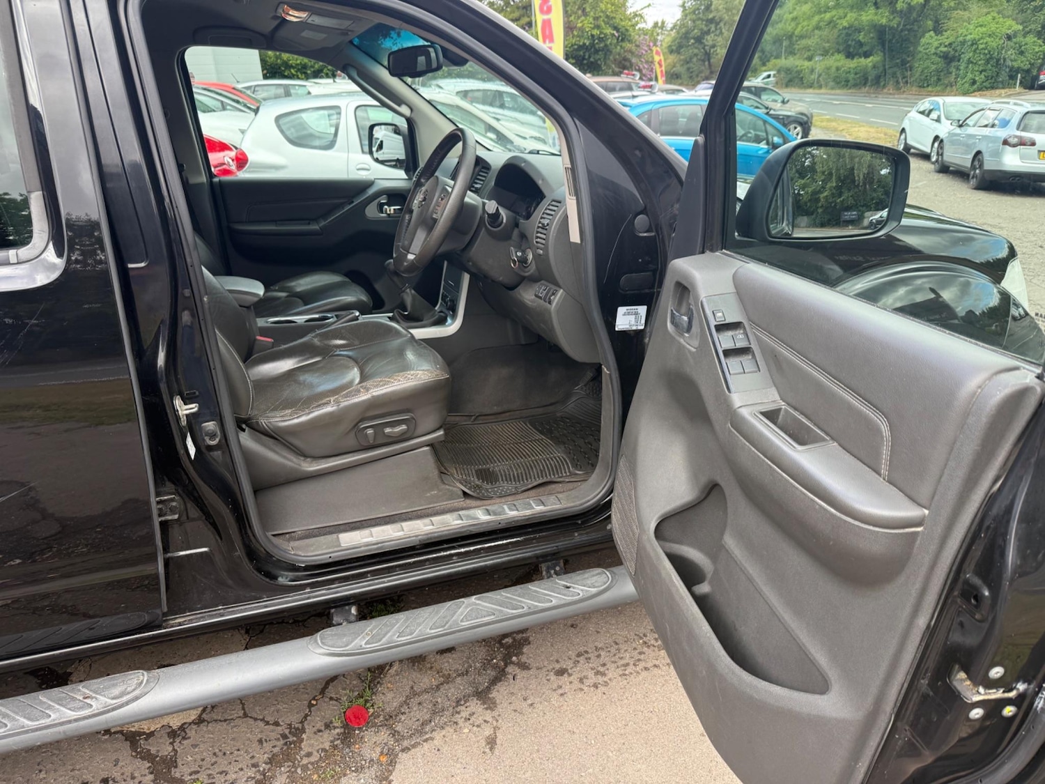 Used Nissan Navara 2012 for sale - 76412427: Photo 6