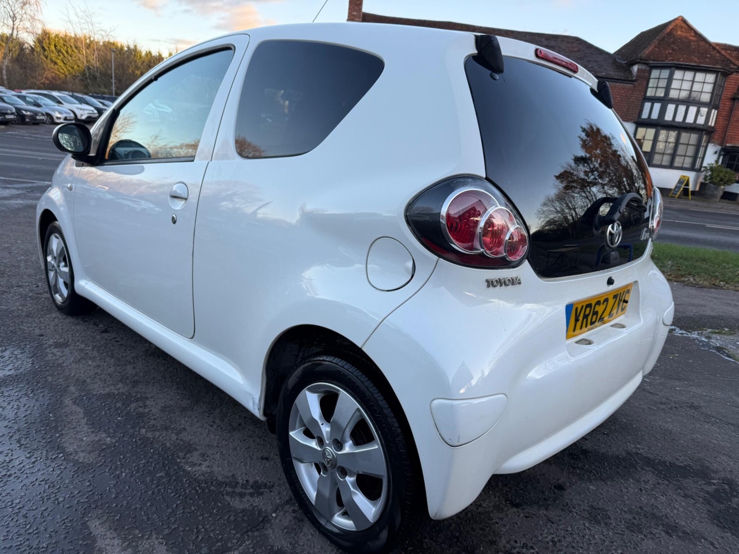 Used Toyota AYGO 2012 for sale - 77096090: Photo 8