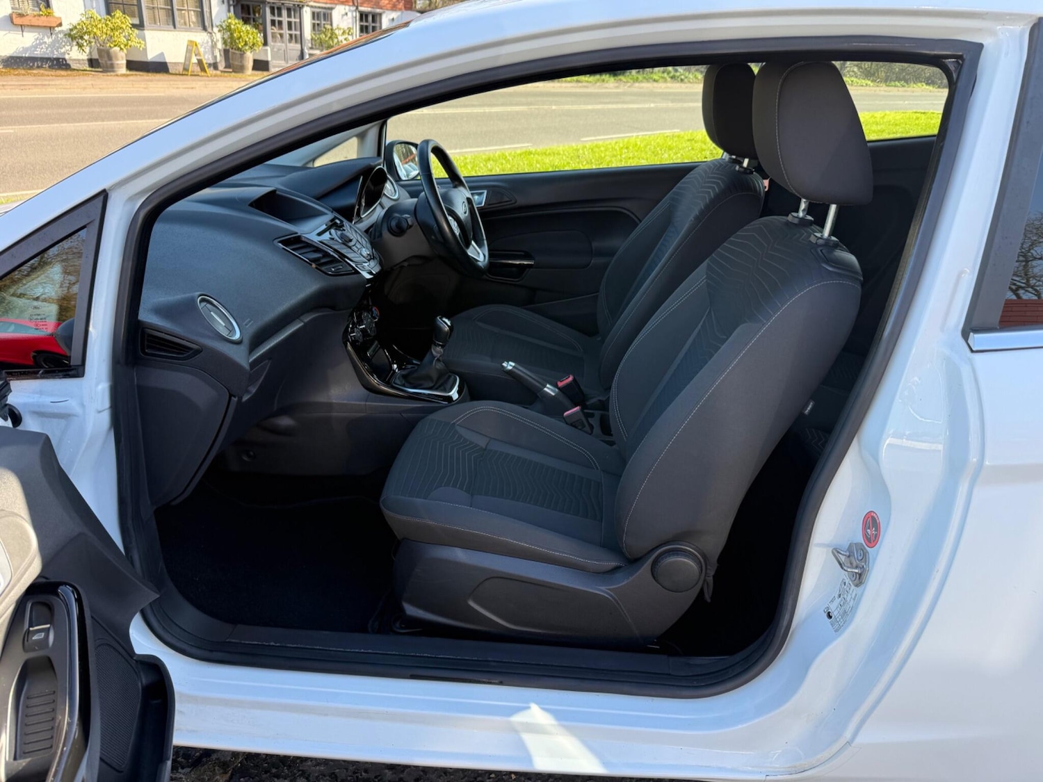 Used Ford Fiesta 2013 for sale - 77919089: Photo 15