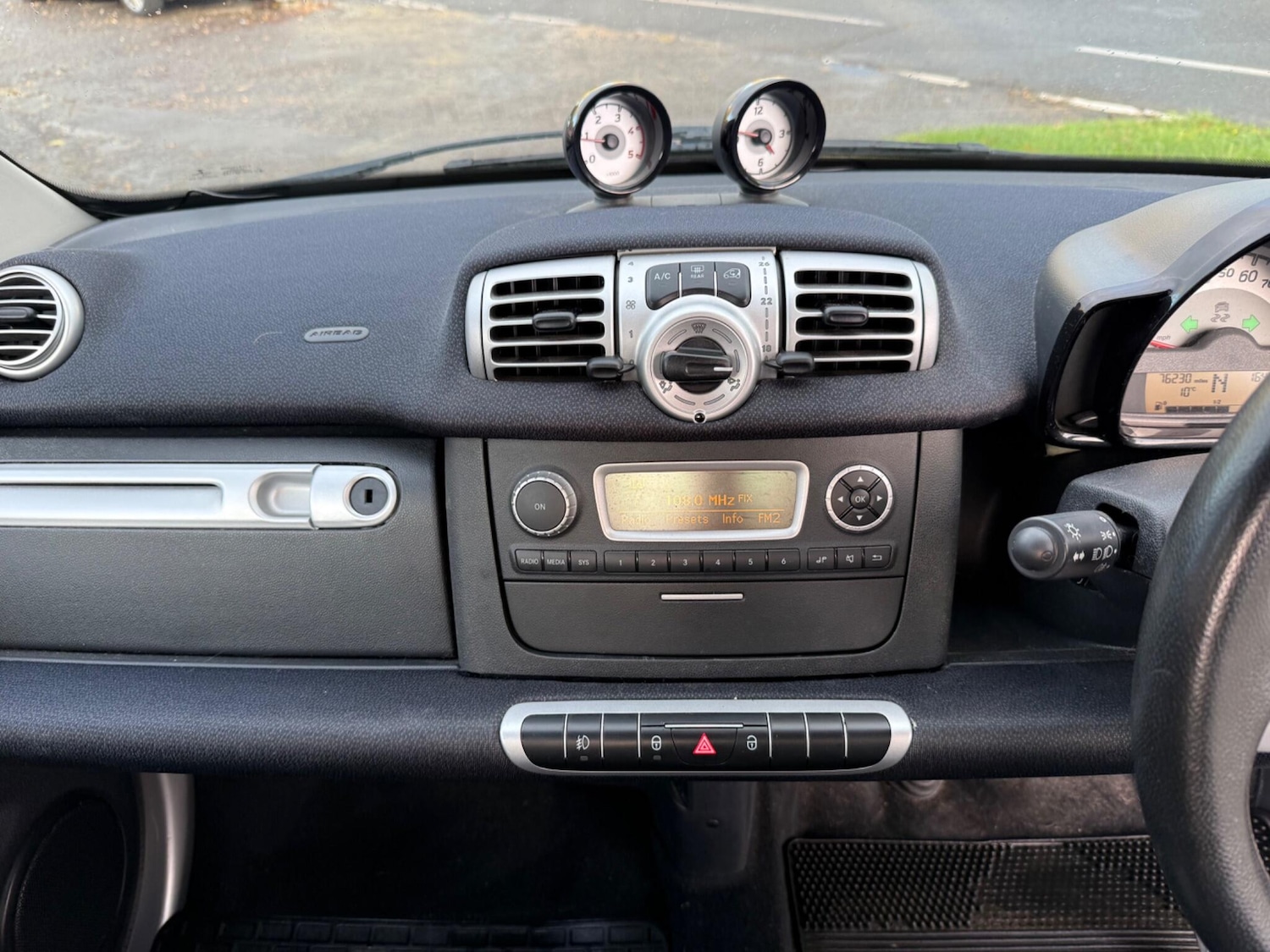 Used smart fortwo 2011 for sale - 76412421: Photo 14