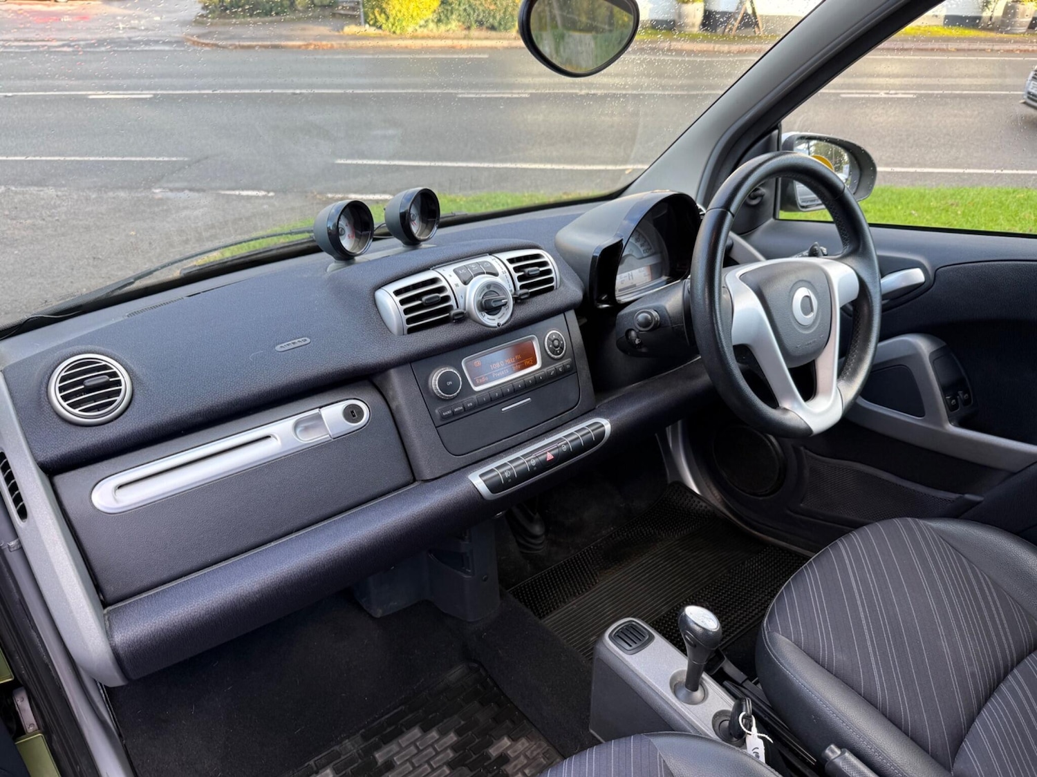 Used smart fortwo 2011 for sale - 76412421: Photo 17