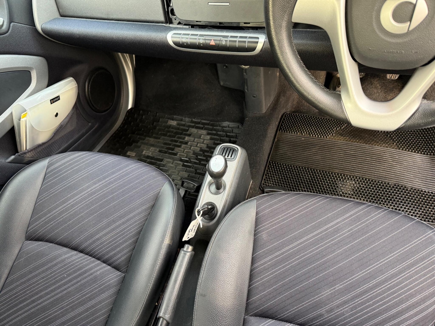 Used smart fortwo 2011 for sale - 76412421: Photo 25