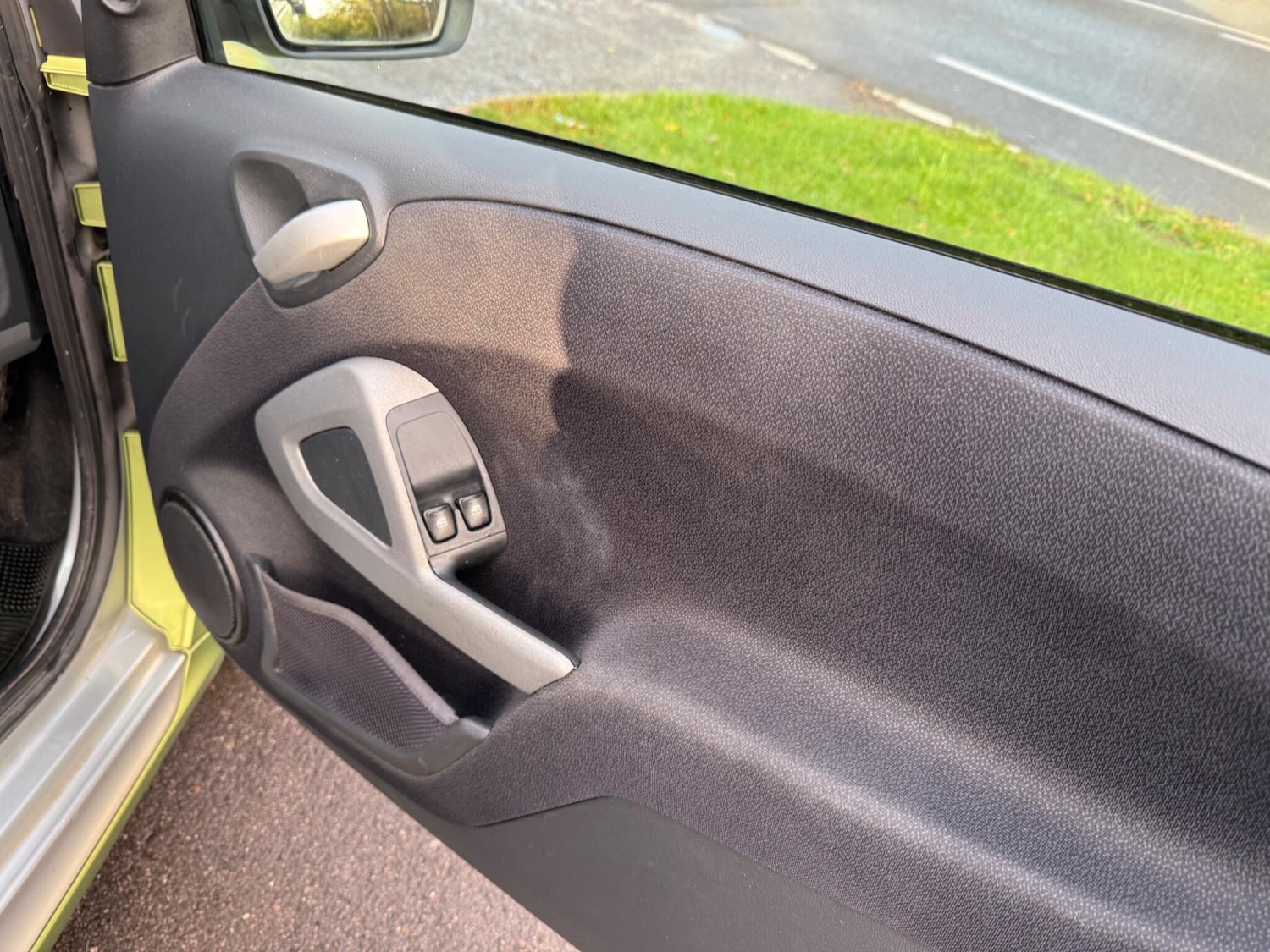 Used smart fortwo 2011 for sale - 76412421: Photo 30