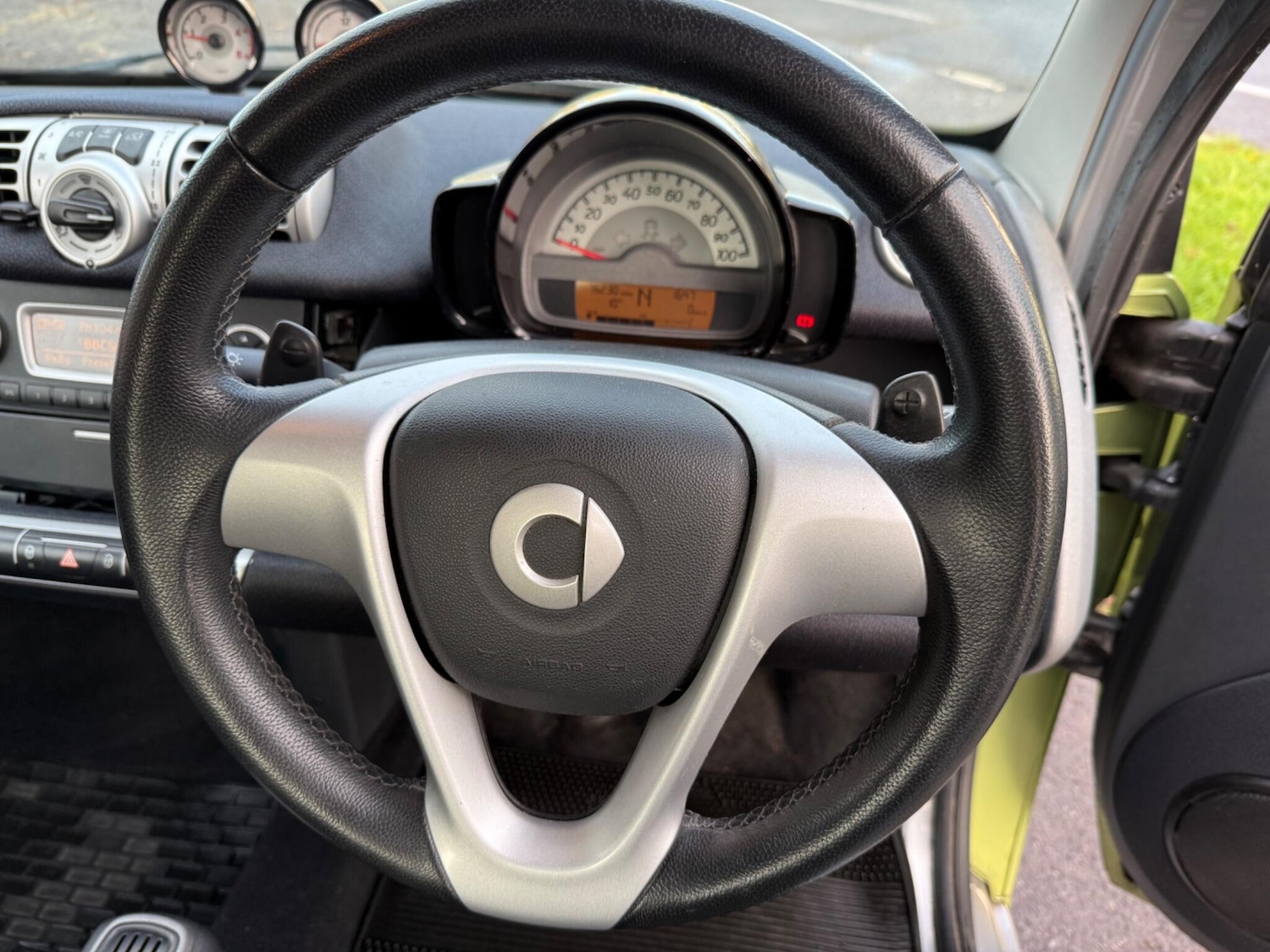 Used smart fortwo 2011 for sale - 76412421: Photo 39