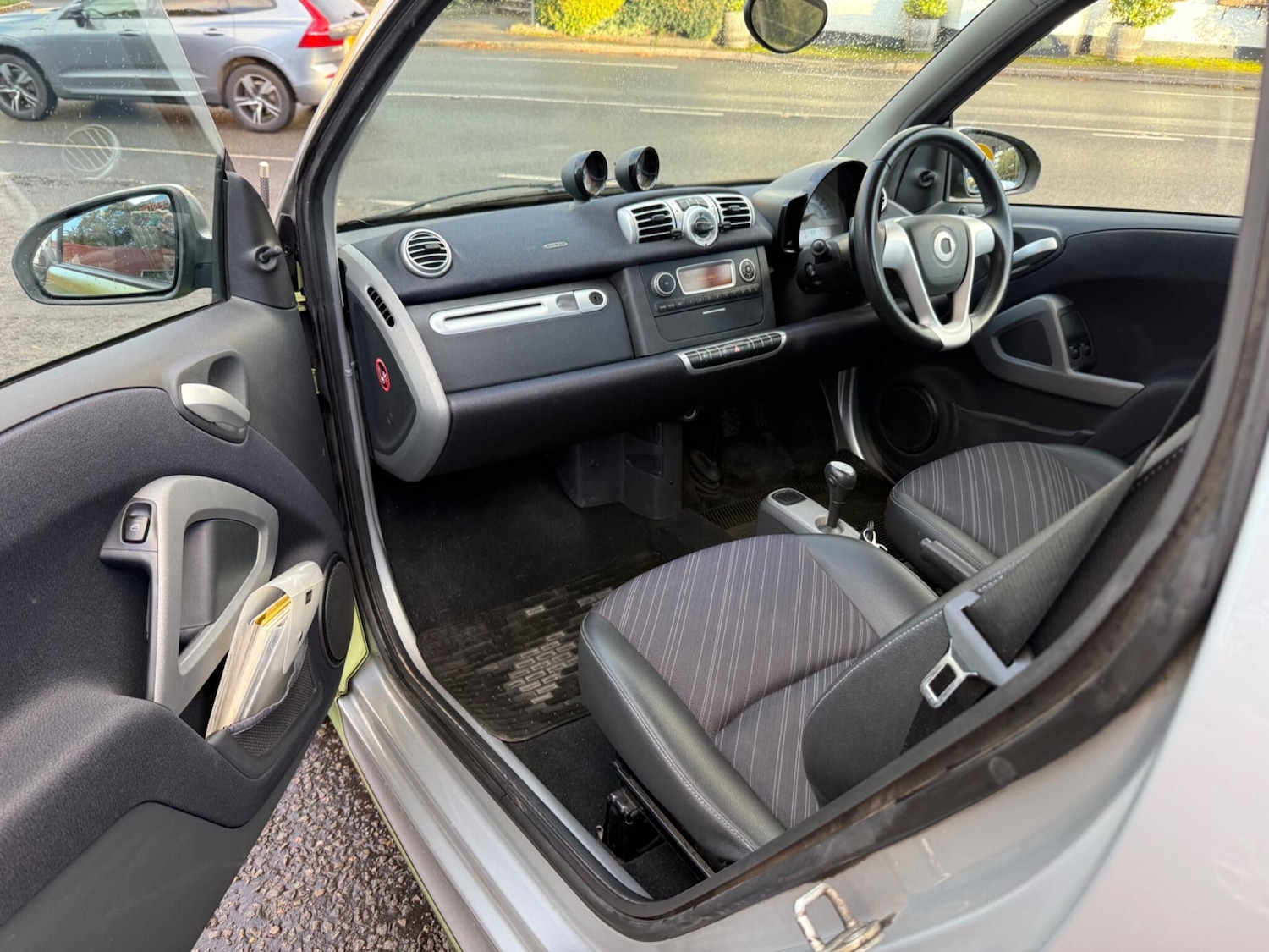 Used smart fortwo 2011 for sale - 76412421: Photo 41