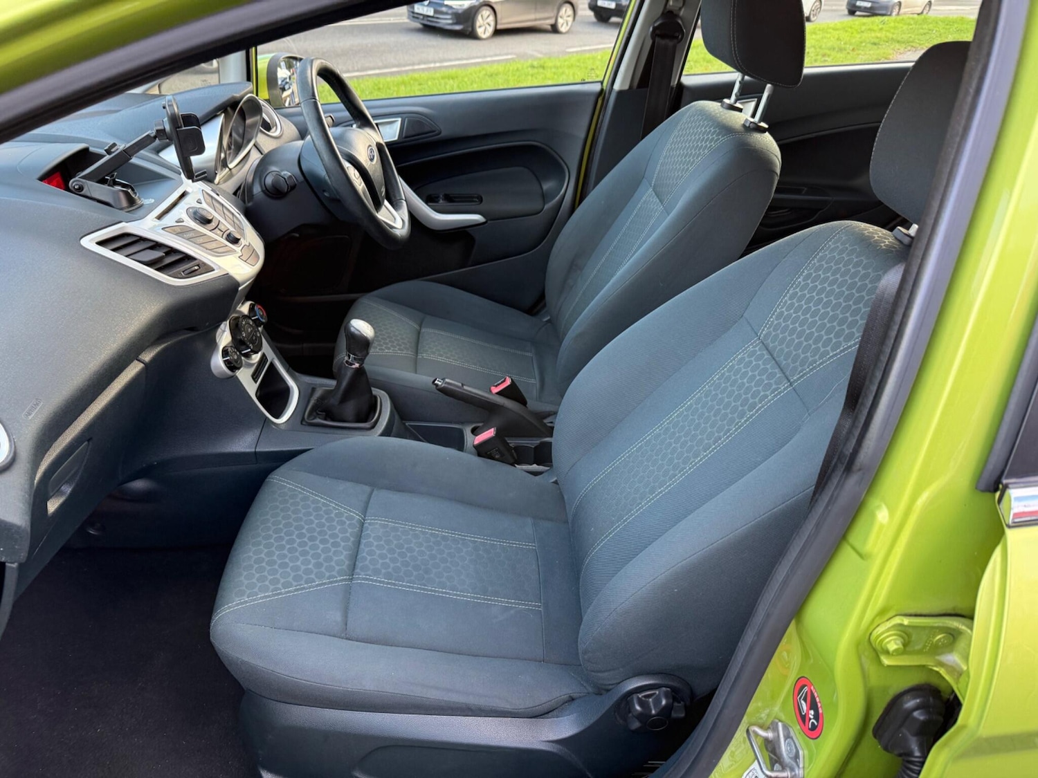 Used Ford Fiesta 2012 for sale - 77262863: Photo 31