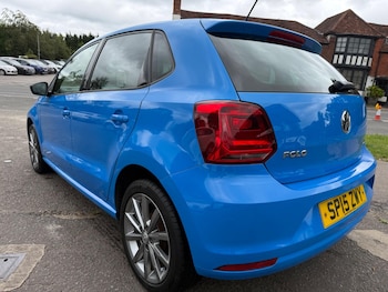 Used Volkswagen Polo 2015 for sale - 78976217: Photo