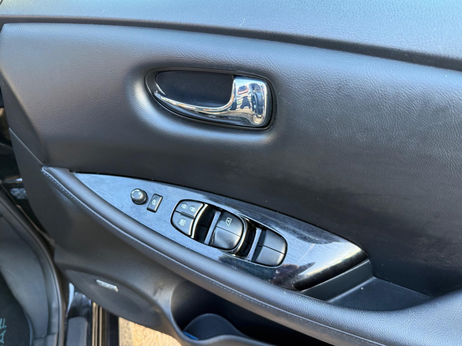 Used Nissan Leaf 2018 for sale - 77128682: Photo 42