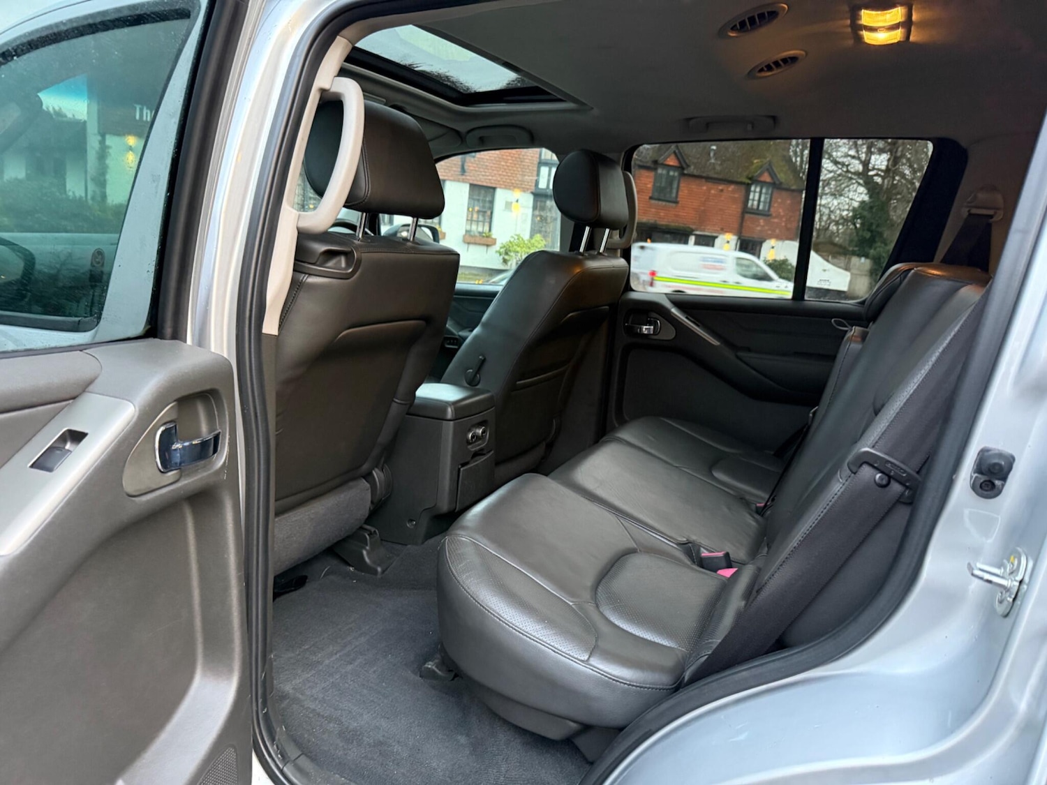 Used Nissan Pathfinder 2007 for sale - 77236227: Photo 28